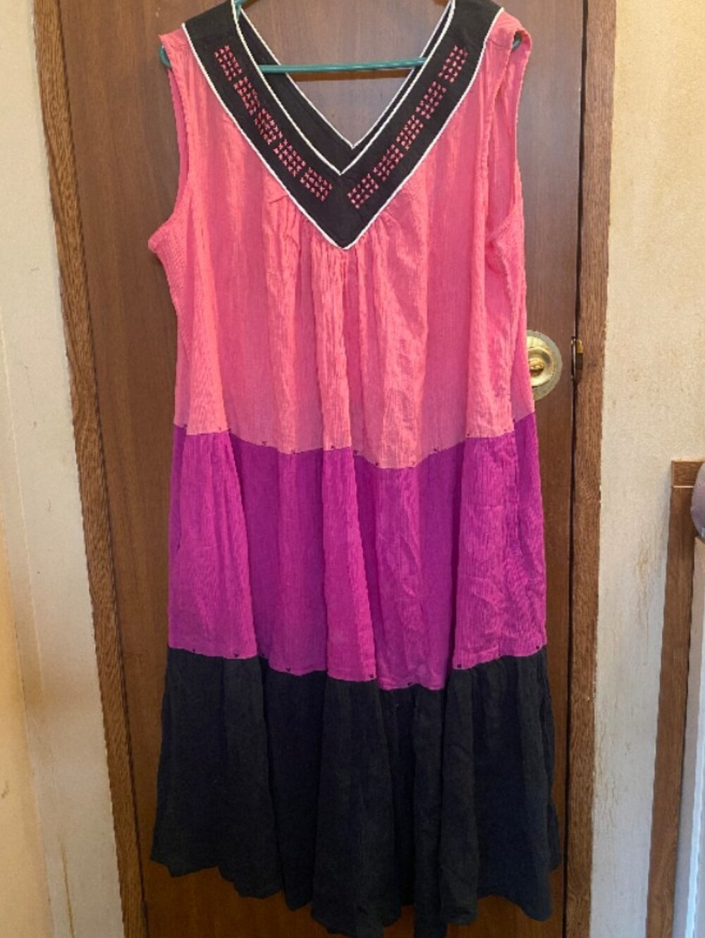Only Necessities Sz 1X Colorblock Midi Dress in Coral, Magenta & Black